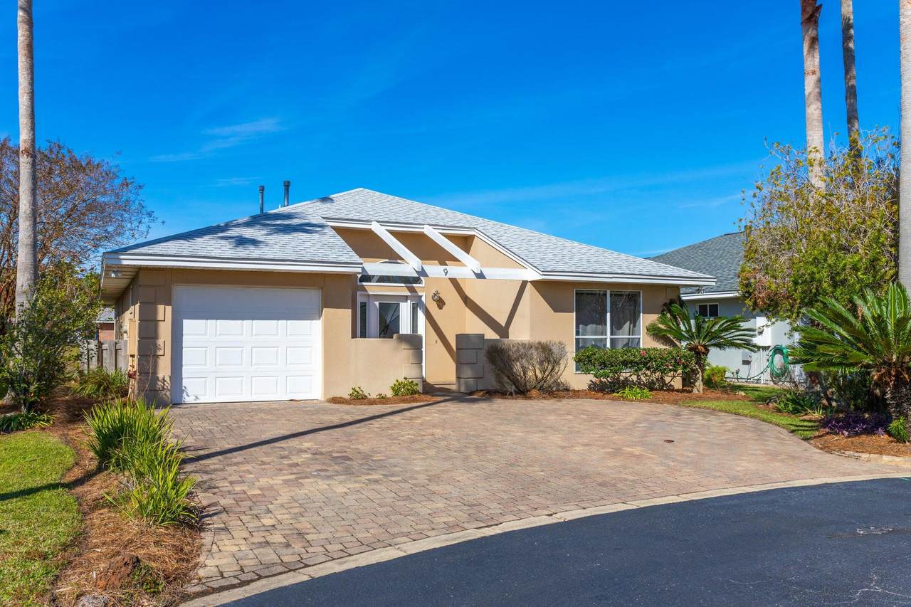 9 Bougainvillea Court - Photo 1