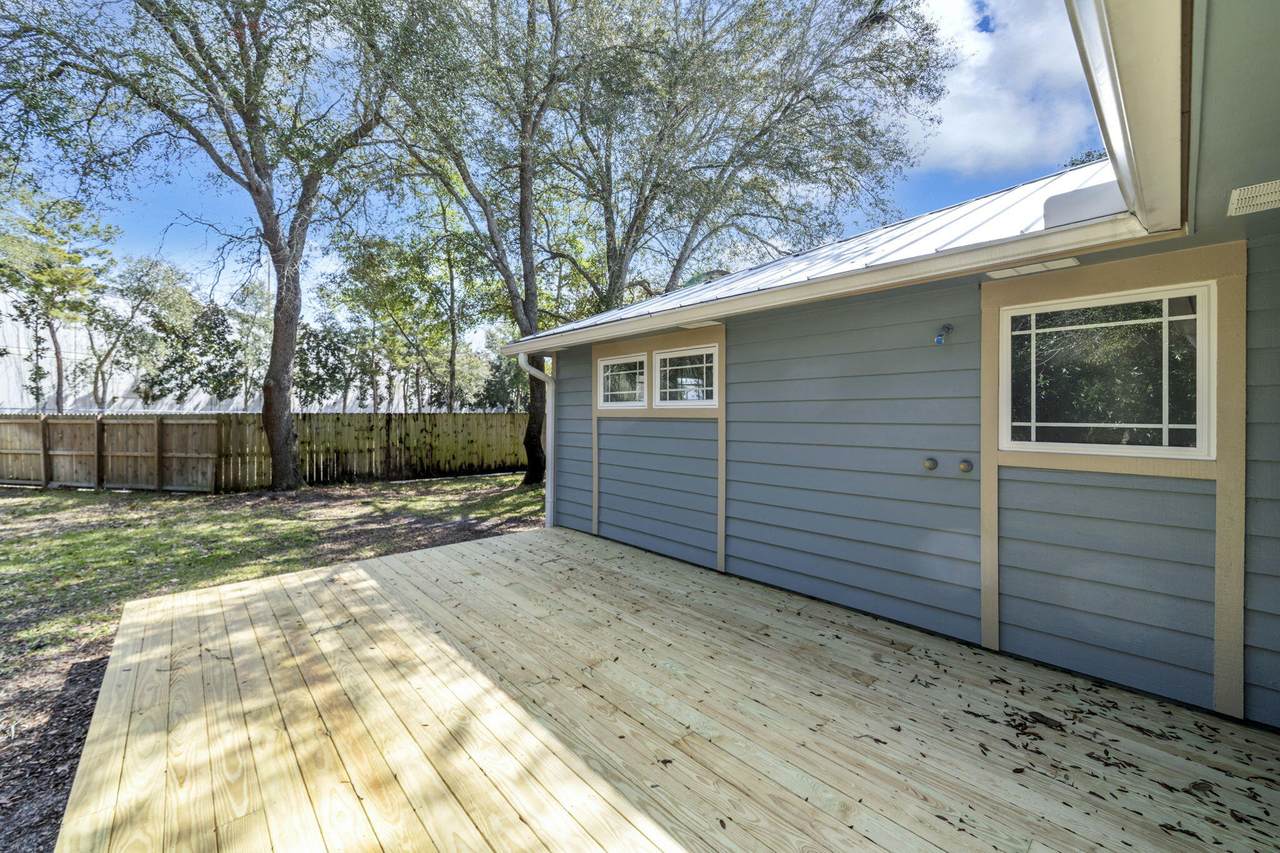 845 Lakeside Drive - Photo 1
