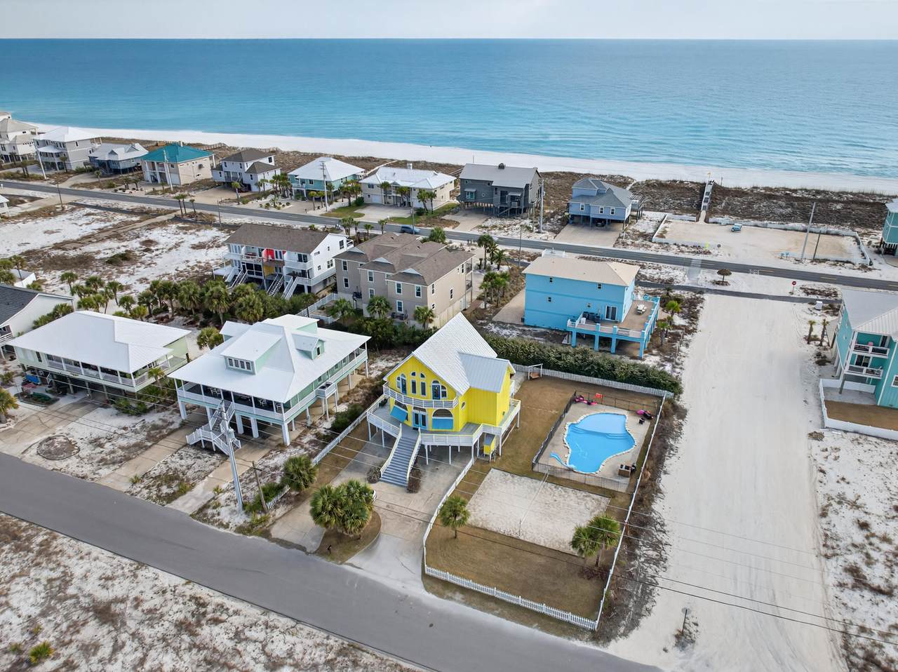 7591 White Sands Boulevard - Photo 1