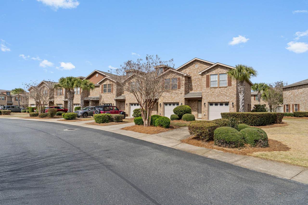 8868 Brown Pelican Circle - Photo 1