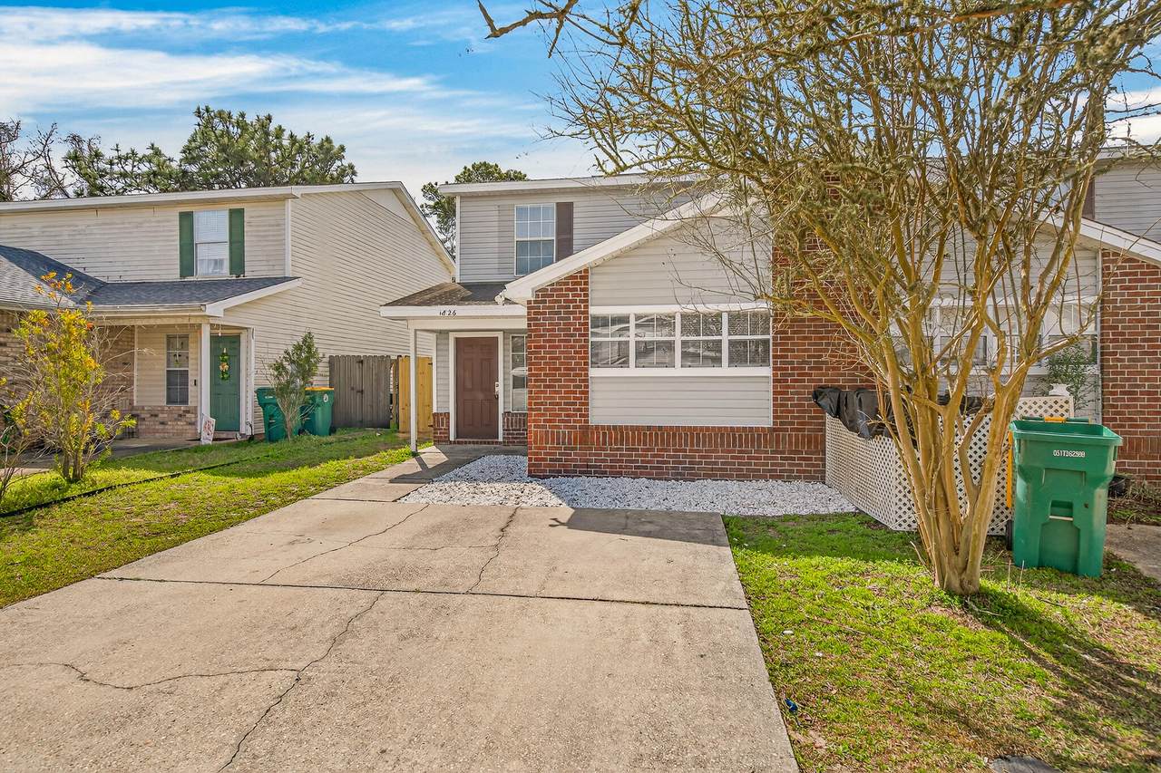 1826 Pointed Leaf Lane - Photo 1