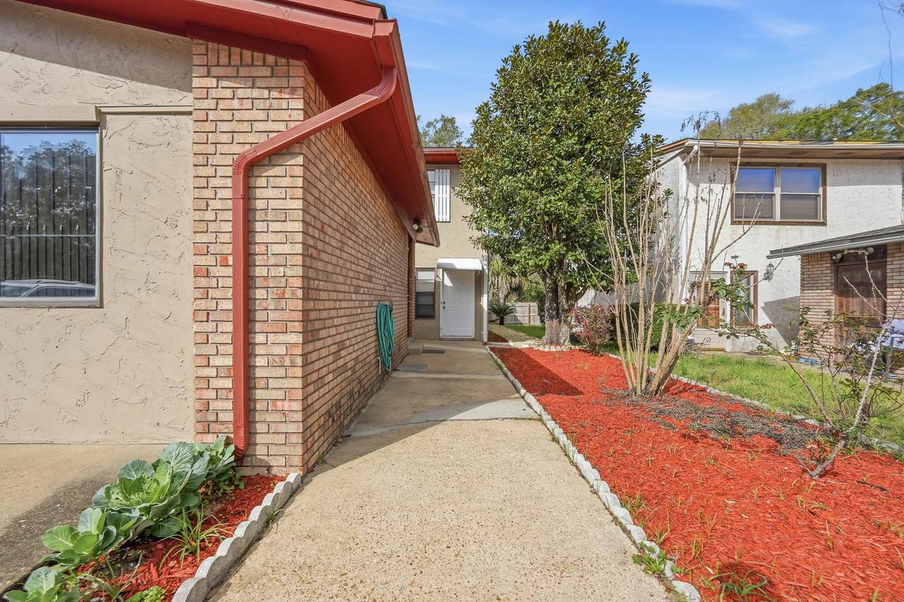 41 12th Street - Photo 1
