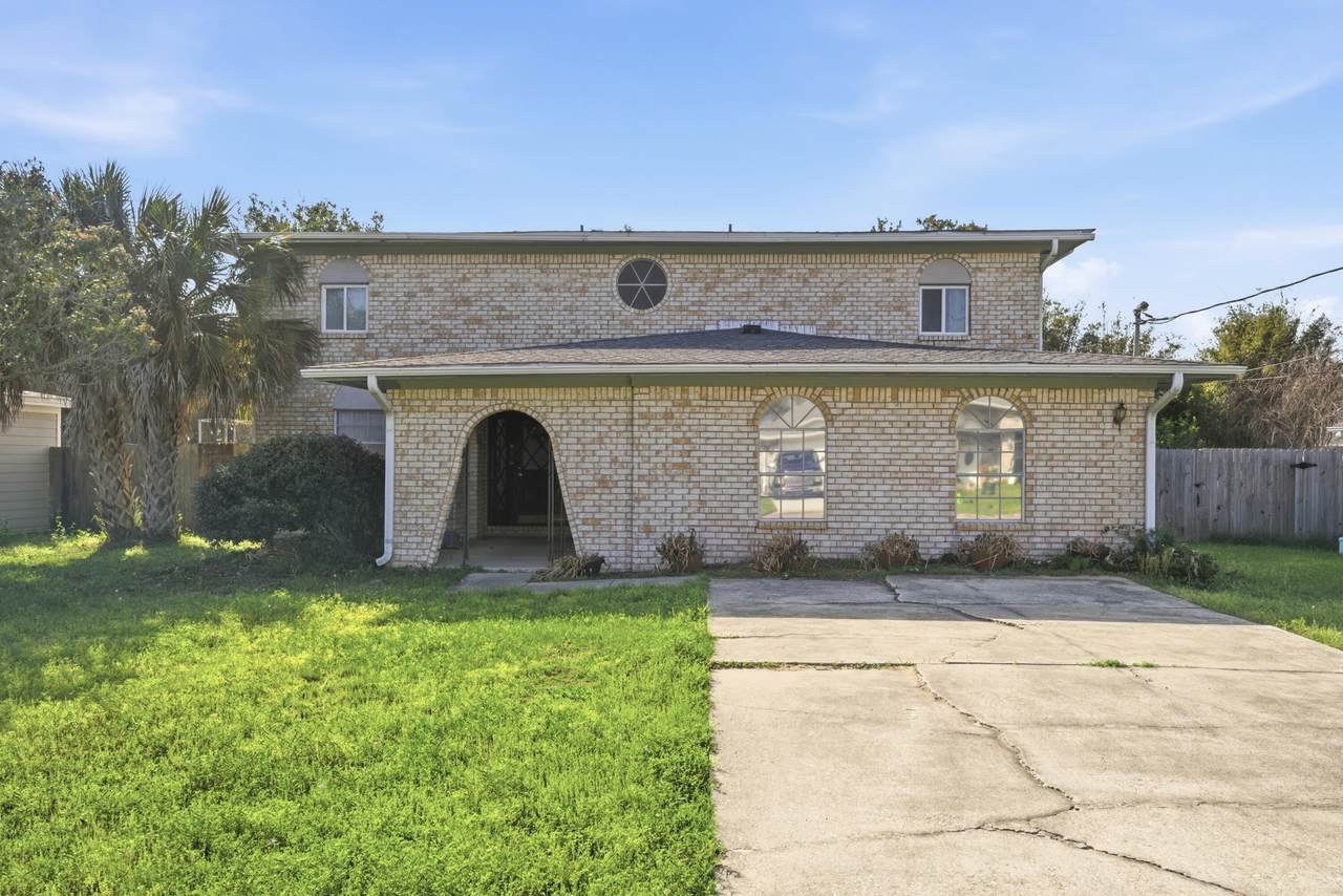 1253 Redwood Lane - Photo 1