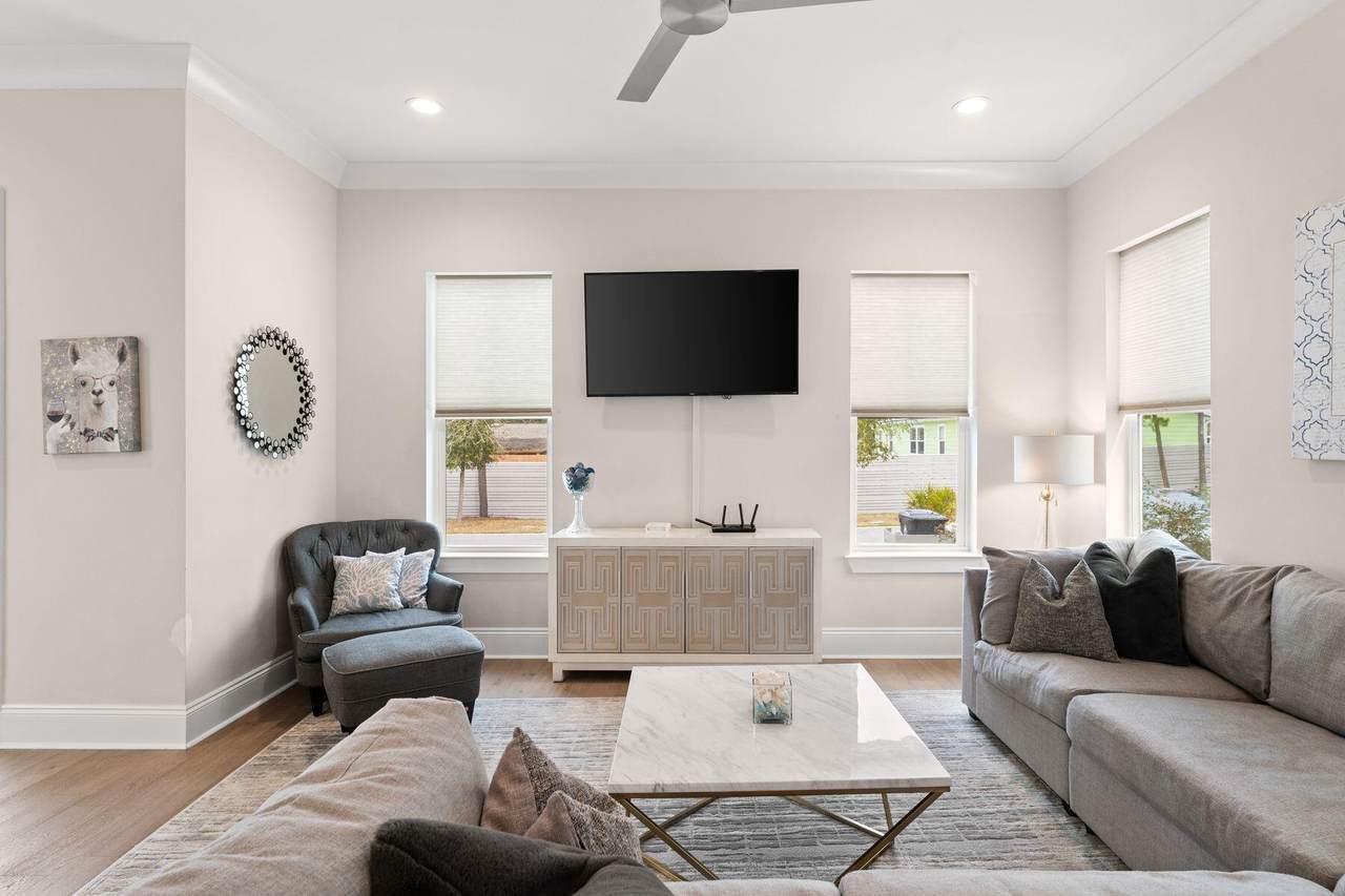 33 Sunset Key Court - Photo 1