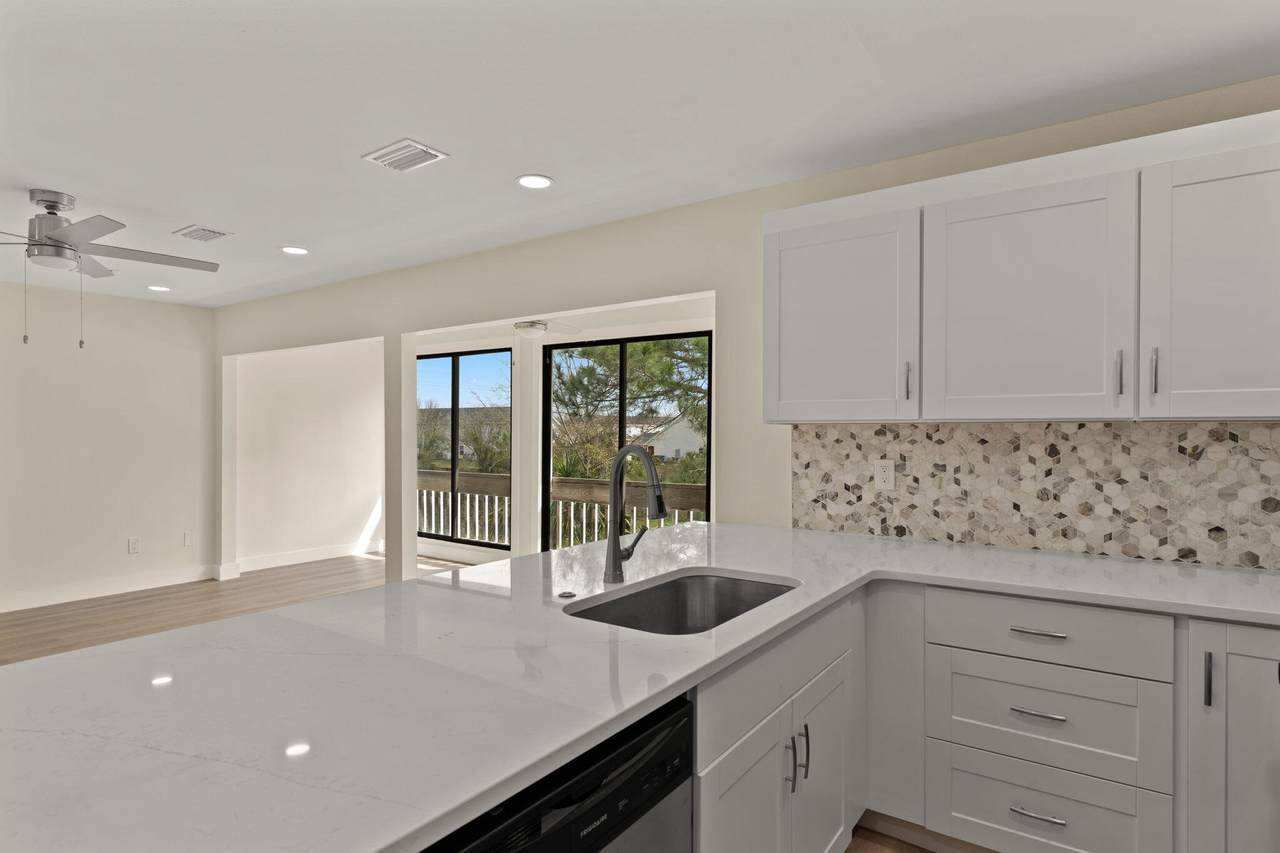 4000 Gulf Terrace Drive - Photo 1