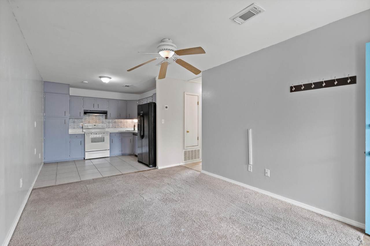 1301 Redwood Lane - Photo 1
