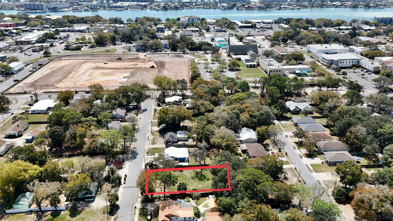 108 Carson Drive - Photo 1