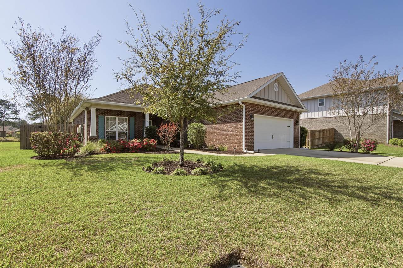 179 Windchime Way - Photo 1