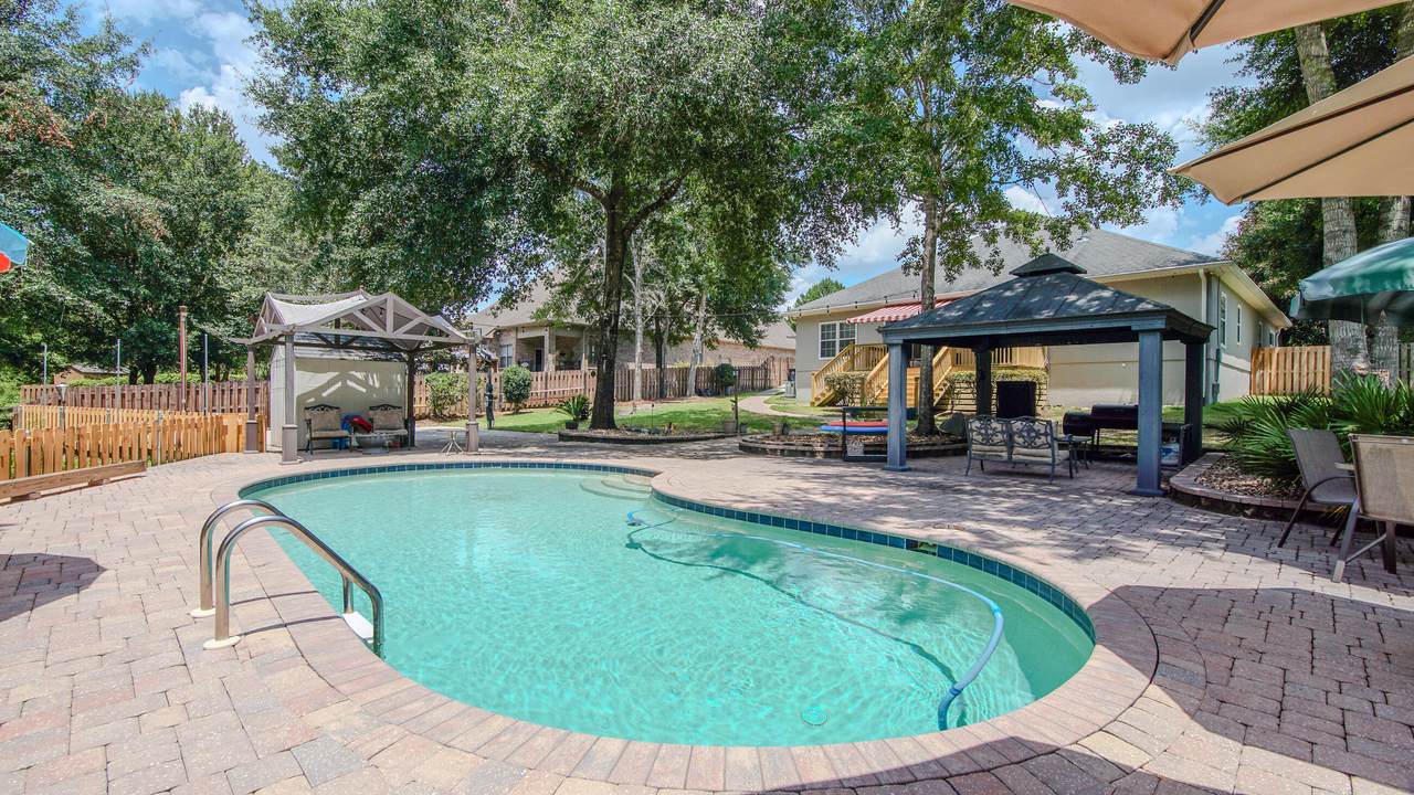 158 Whispering Way - Photo 1