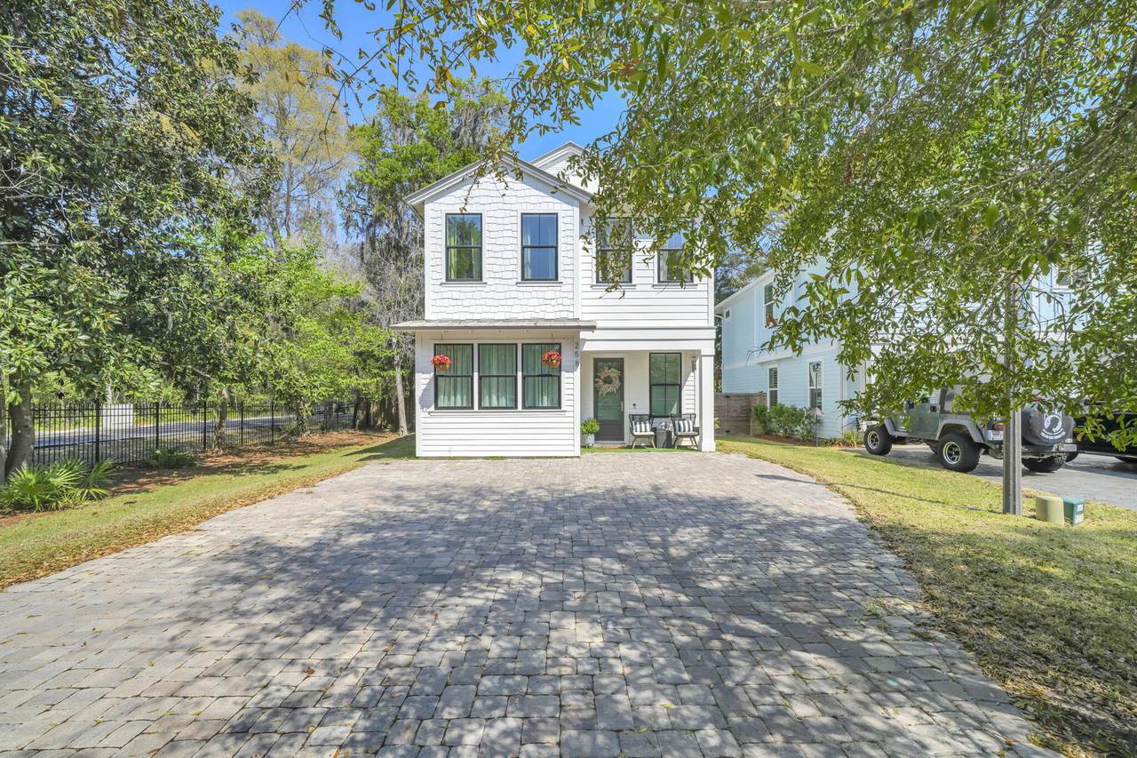 258 Rearden Way - Photo 1