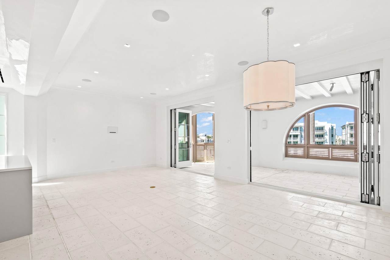 30 Mark Twain Lane - Photo 1