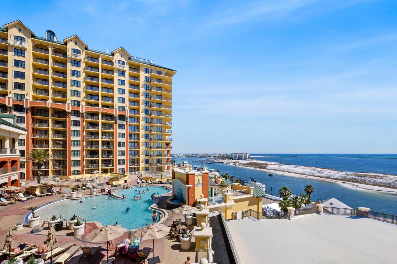 10 Harbor Boulevard - Photo 1