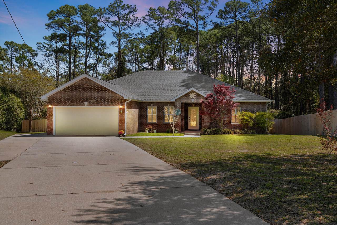 6 Davis Court - Photo 1