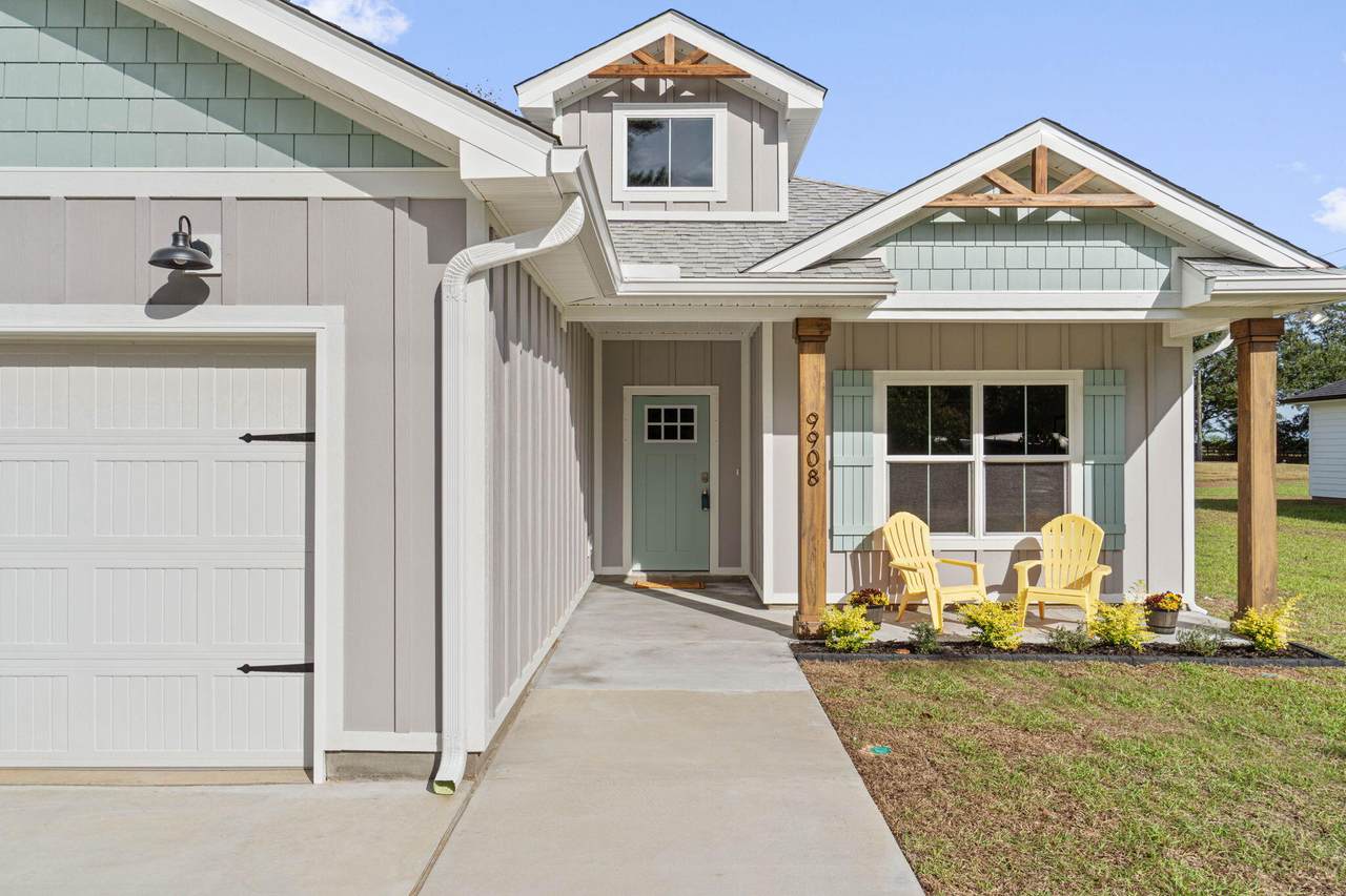 7848 Tippin Avenue - Photo 1