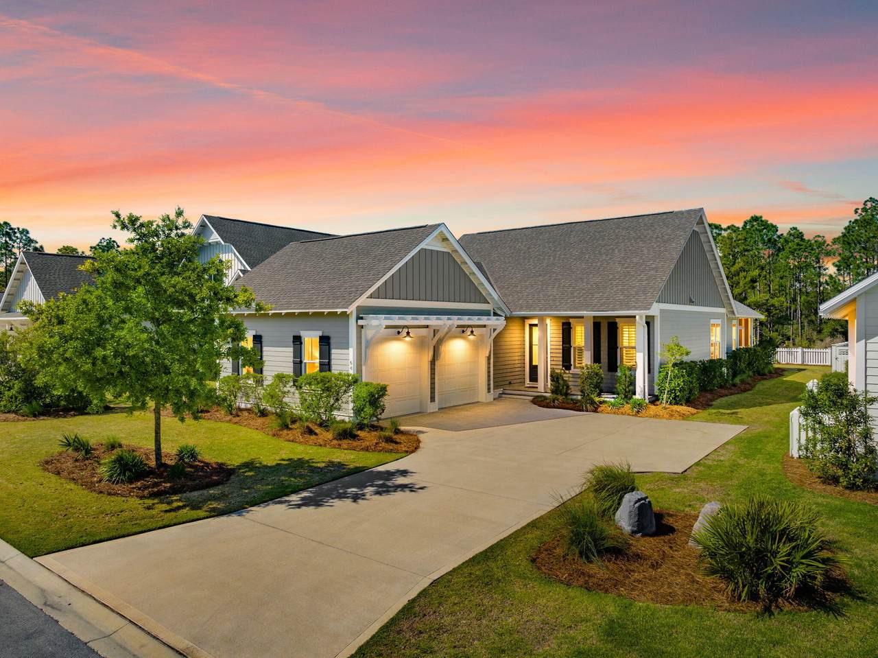 64 Firethorn Circle - Photo 1