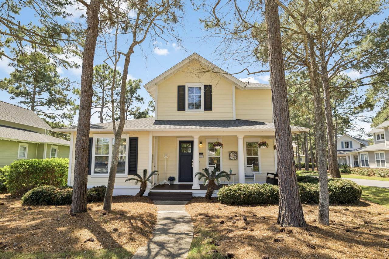 1317 Ravens Run - Photo 1