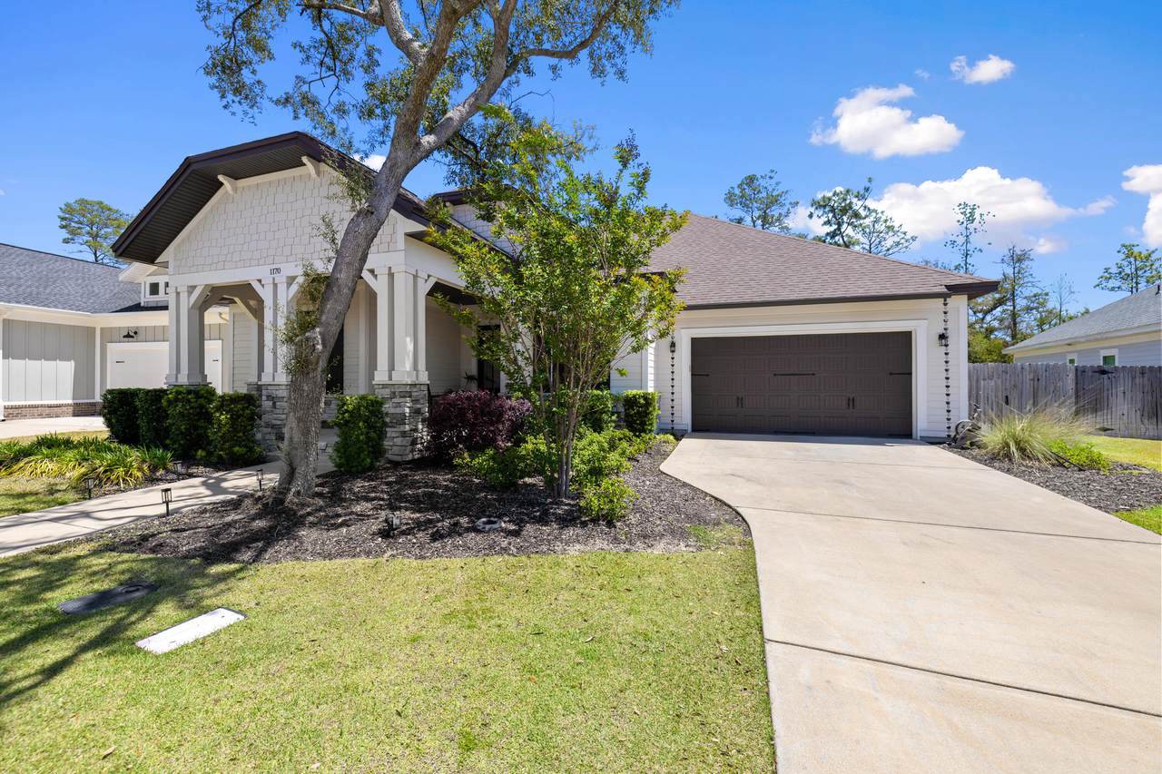 1170 Deer Moss Loop - Photo 1