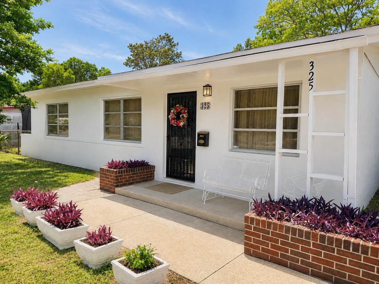 325 Avon Lane - Photo 1