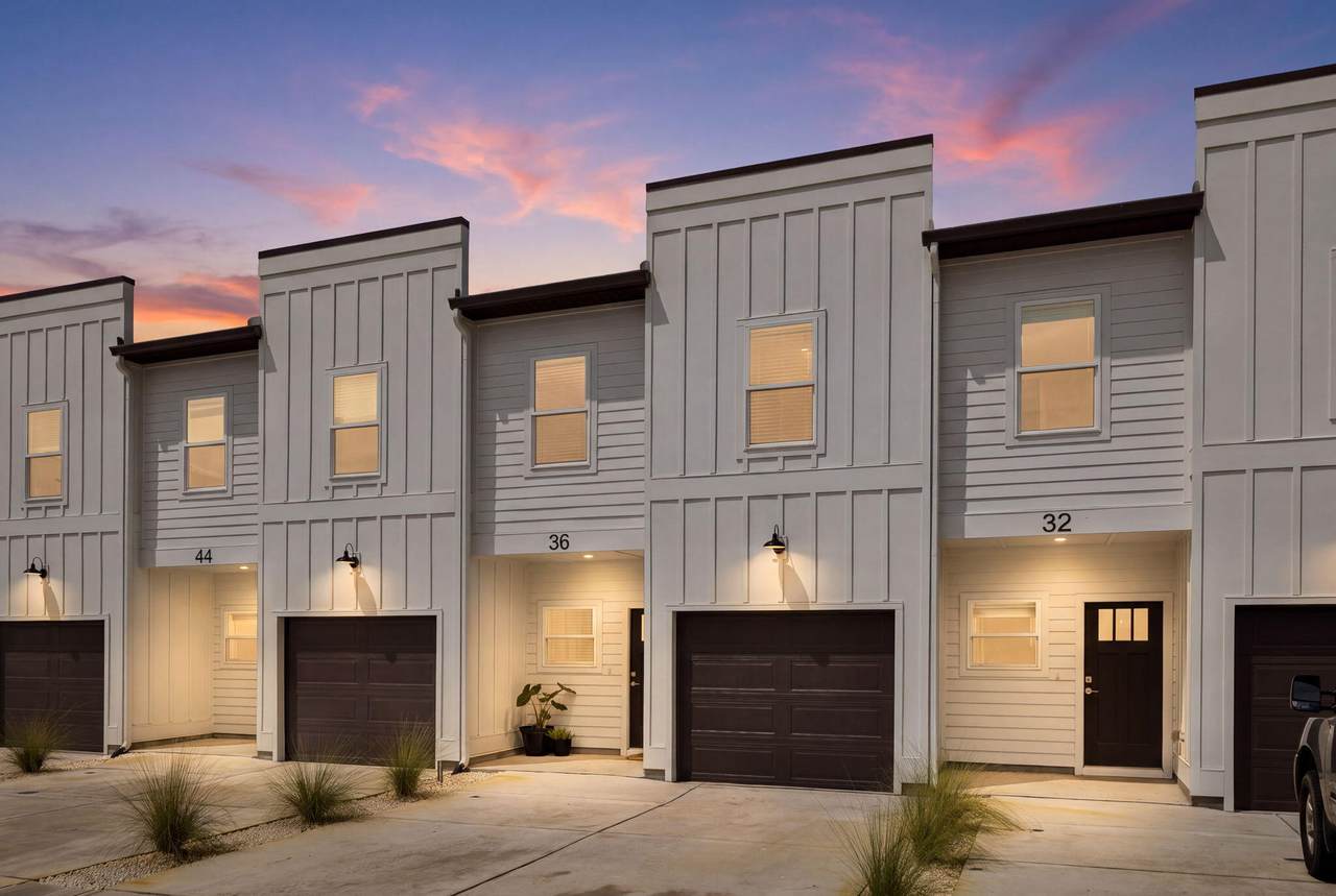 32 Forest Grove Lane - Photo 1
