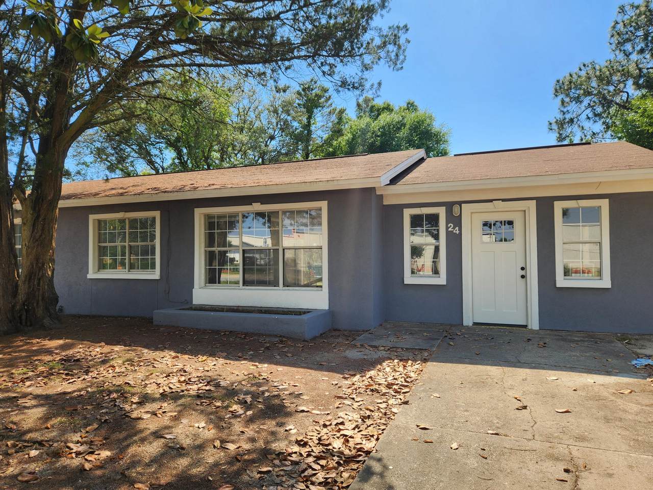 24 Robinwood Drive - Photo 1