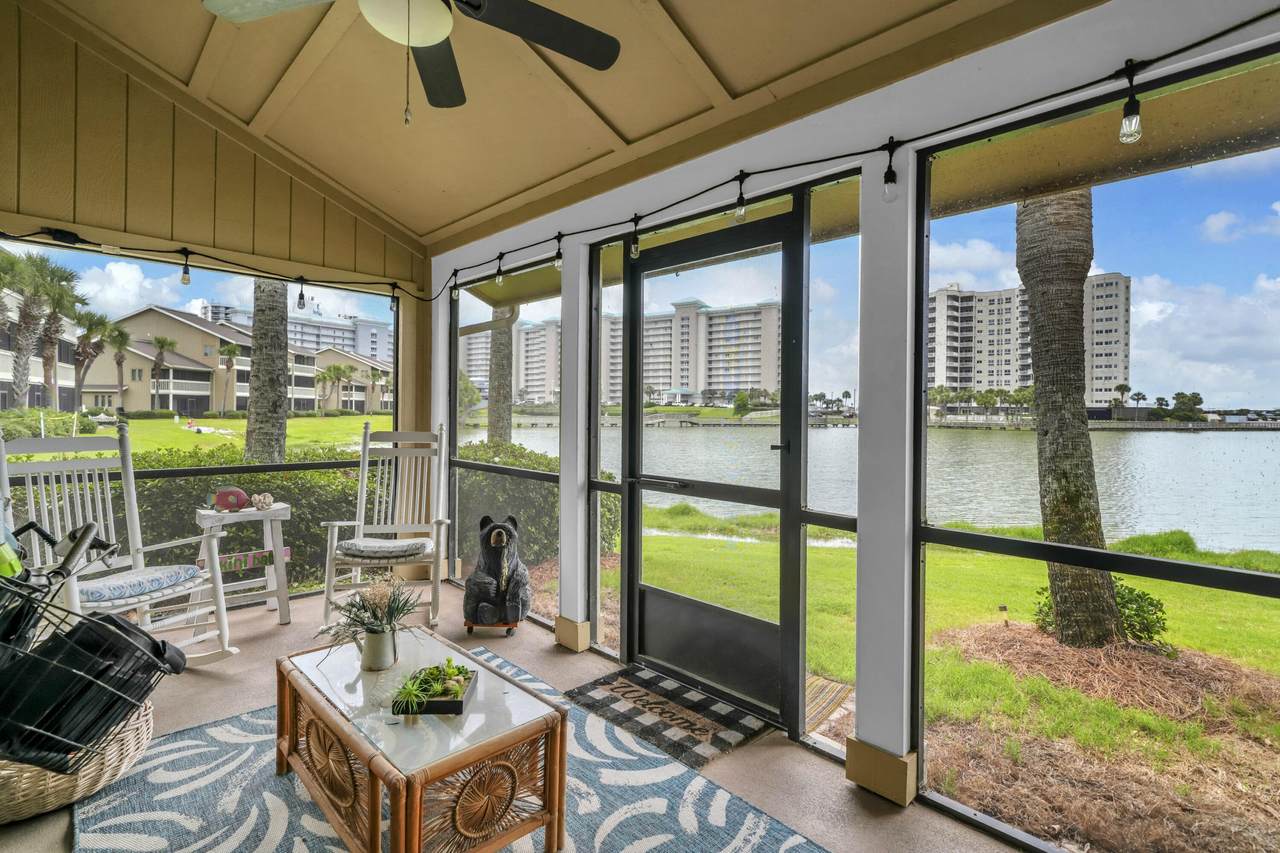 8 Stewart Lake Cove - Photo 1
