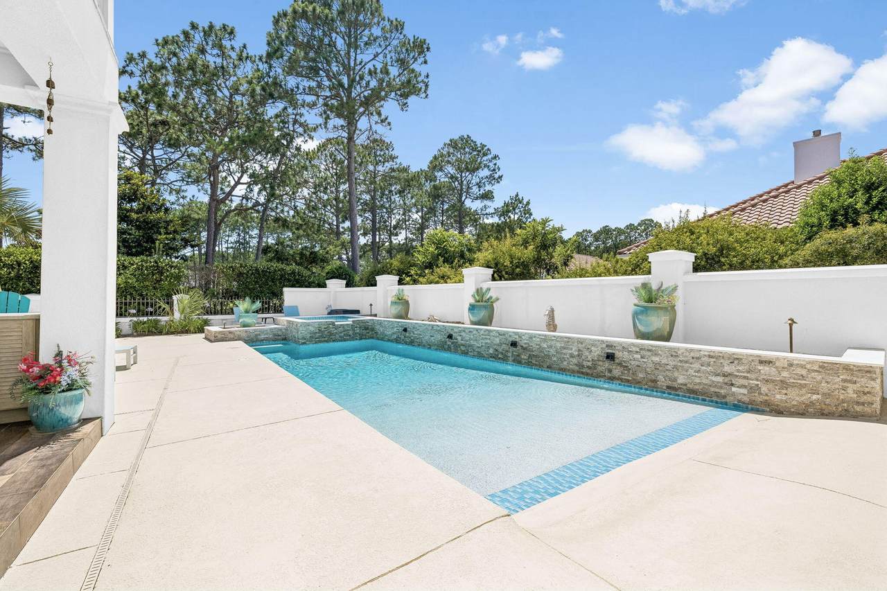 1474 Baytowne Avenue - Photo 1