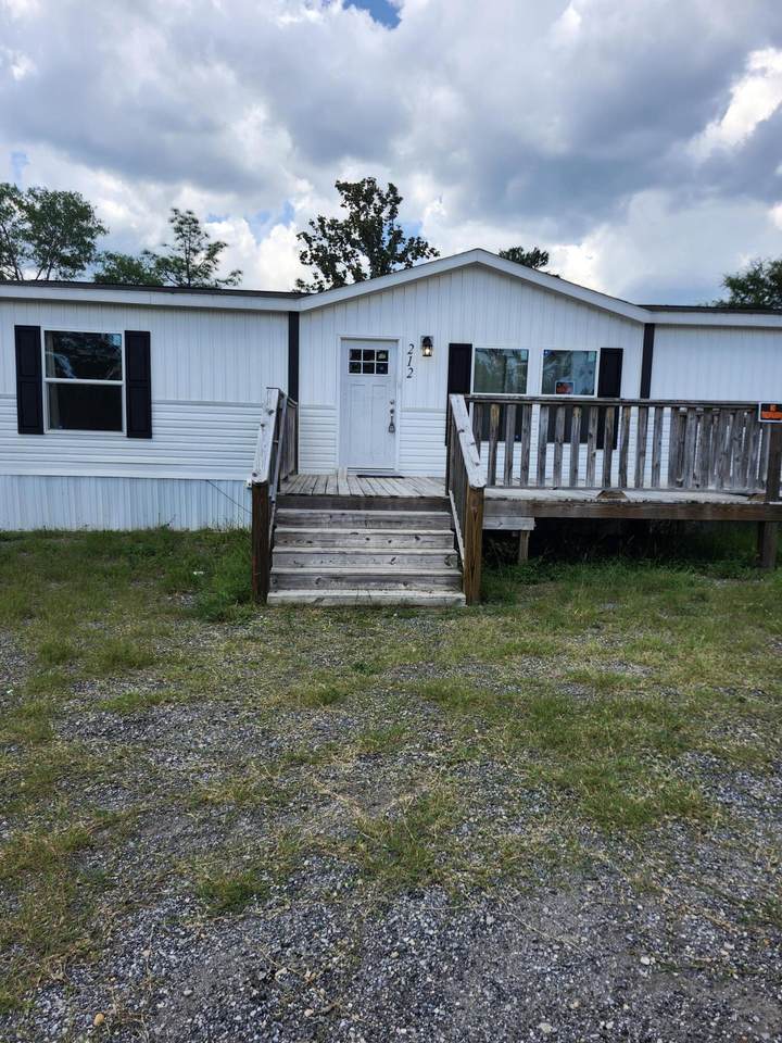 212 Juniper Avenue - Photo 1