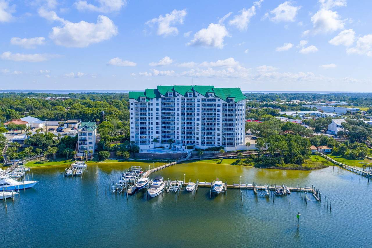 662 Harbor Boulevard - Photo 1