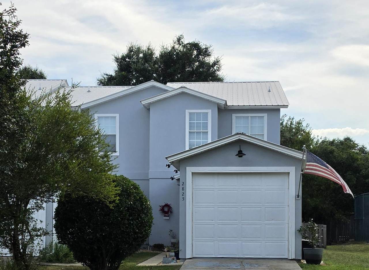 2825 Bay Club Drive - Photo 1