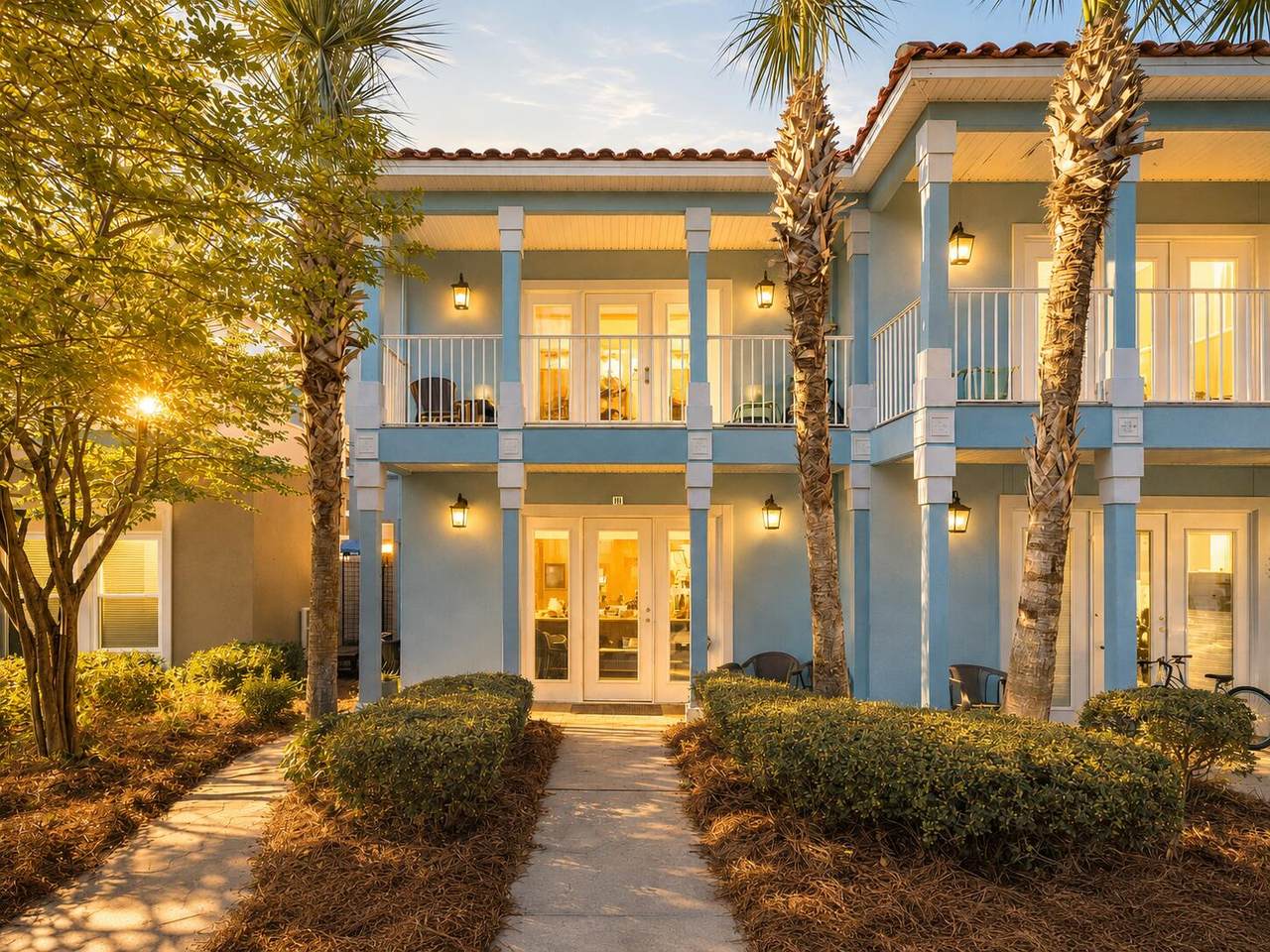 413 La Valencia Circle - Photo 1