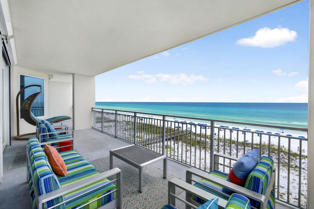 858 Scallop Court - Photo 1