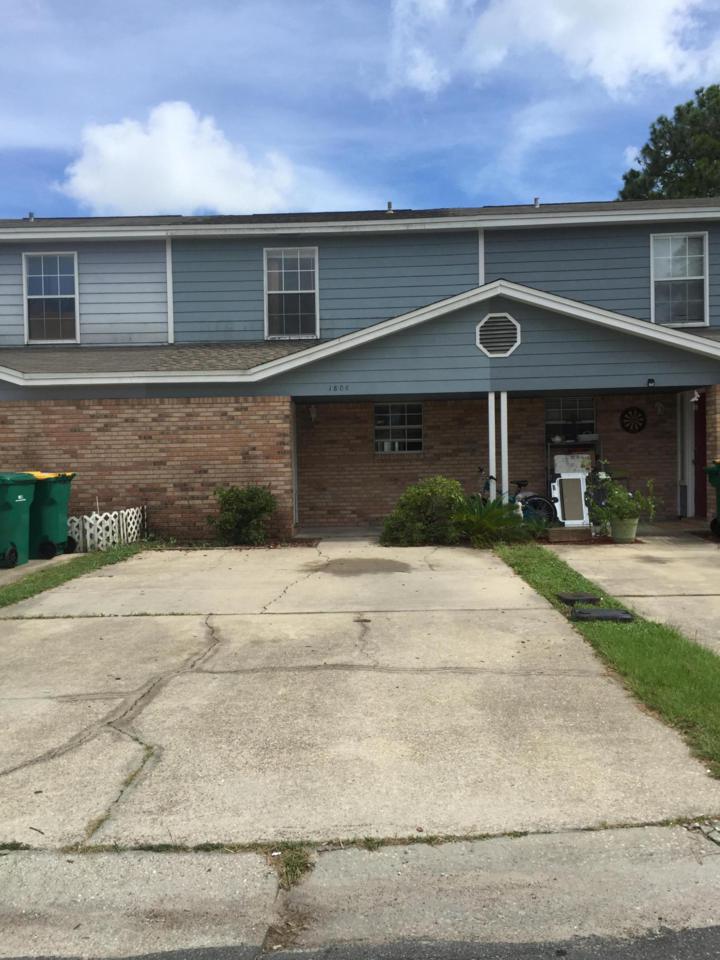 1806 Whispering Oaks Lane - Photo 1