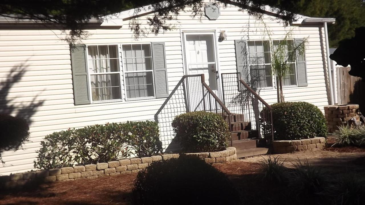 6535 Florida Avenue - Photo 1