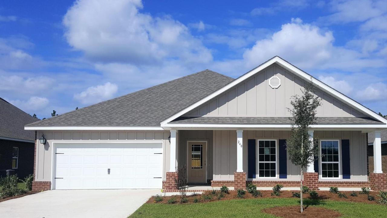 490 Cornelia Street - Photo 1