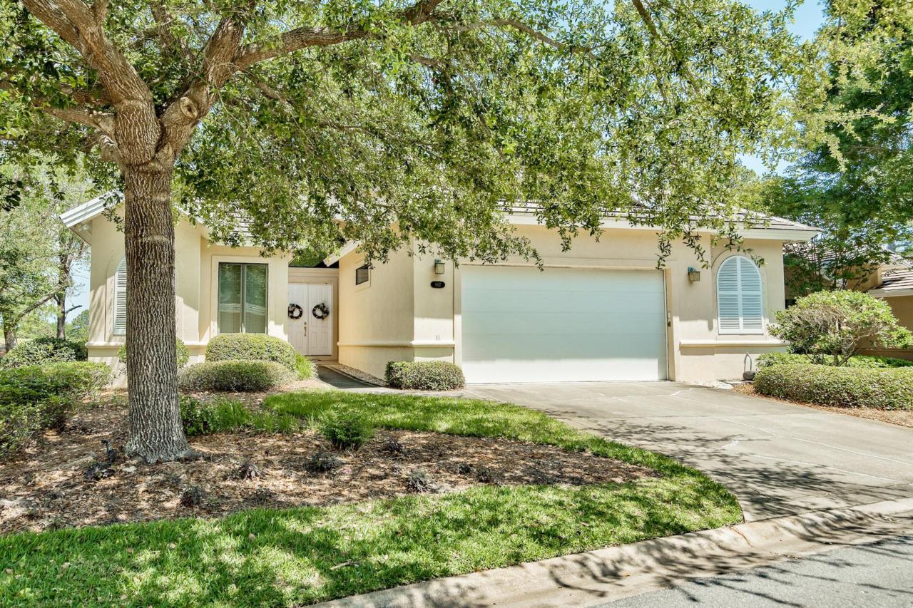 8817 St. Andrews Drive - Photo 1