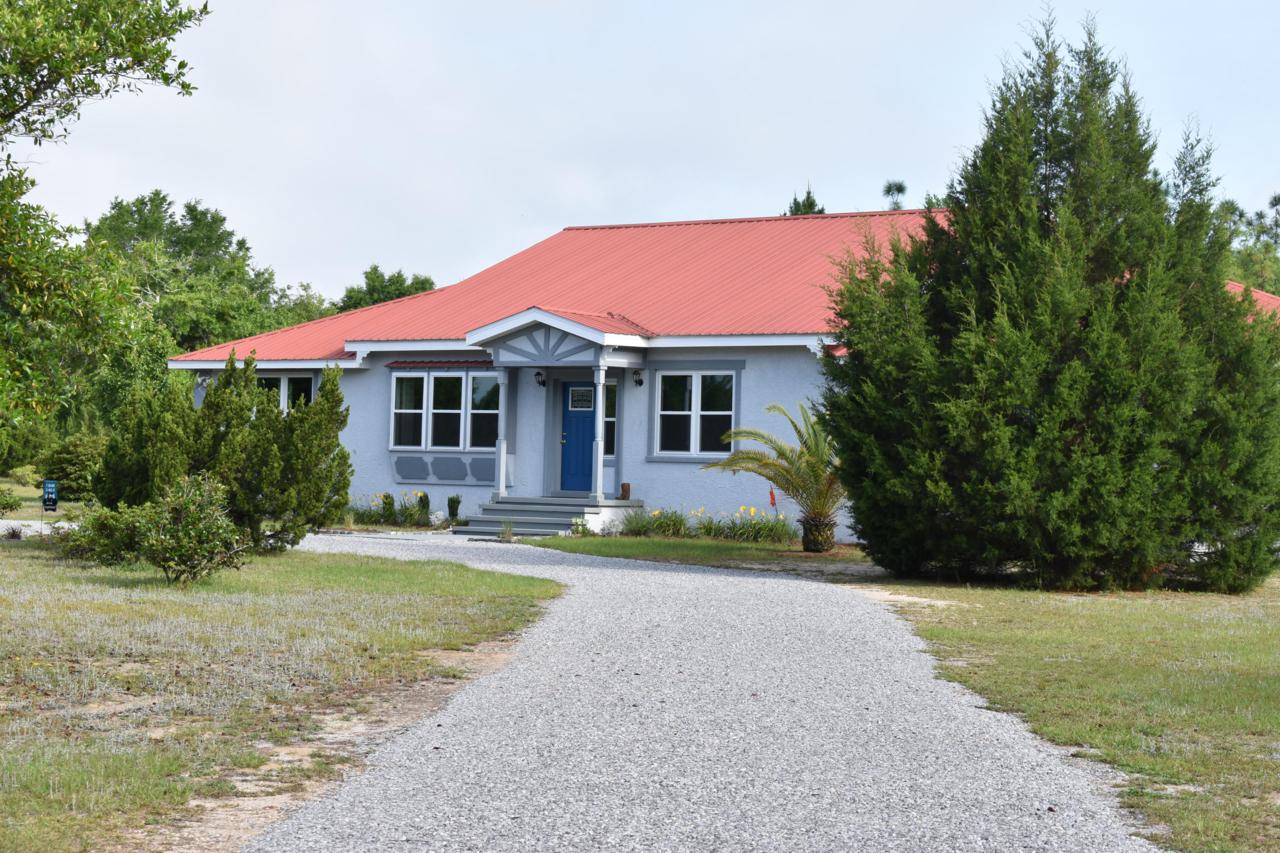 172 Hawthorn Road - Photo 1
