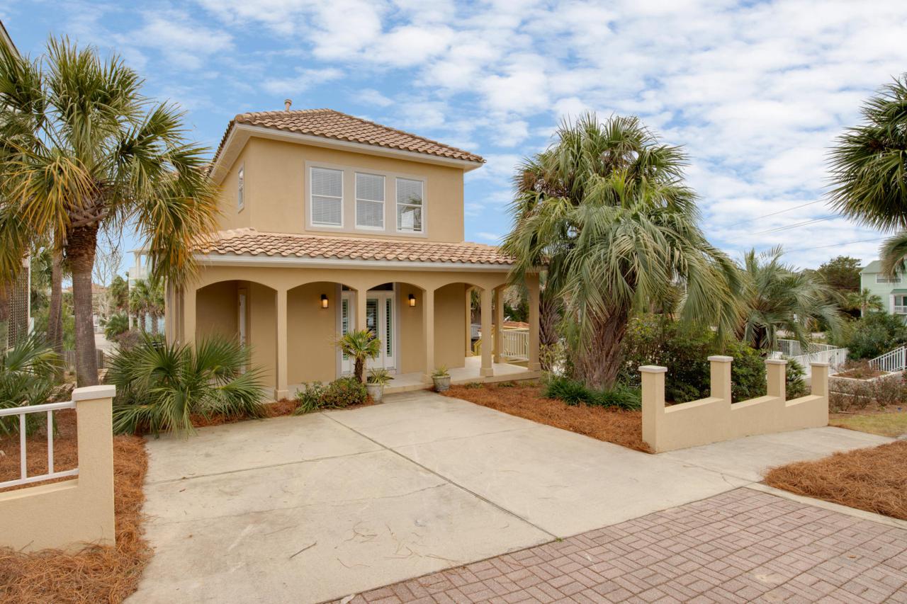 22 Grande Beach Drive - Photo 1