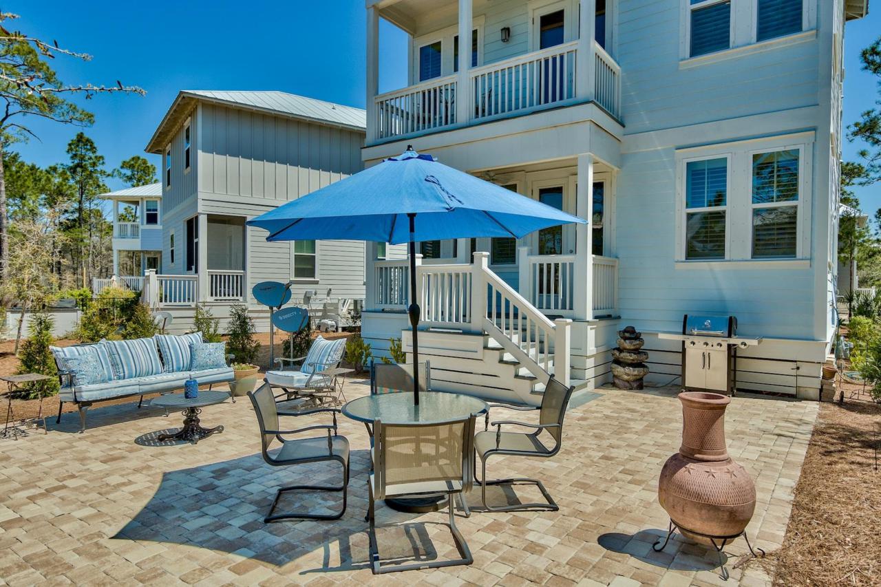 226 Emerald Beach Circle - Photo 1