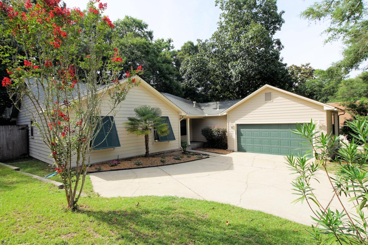 612 Kathleen Court - Photo 1