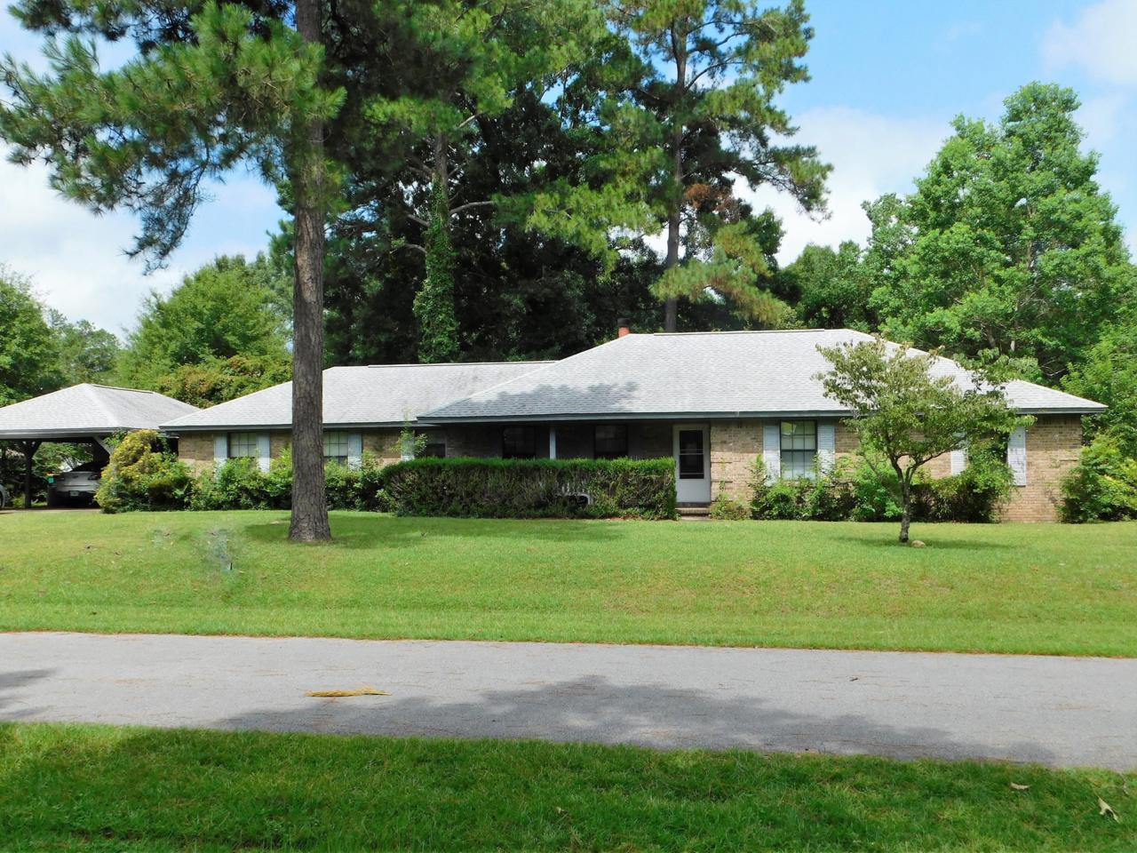 106 Dogwood Lane - Photo 1