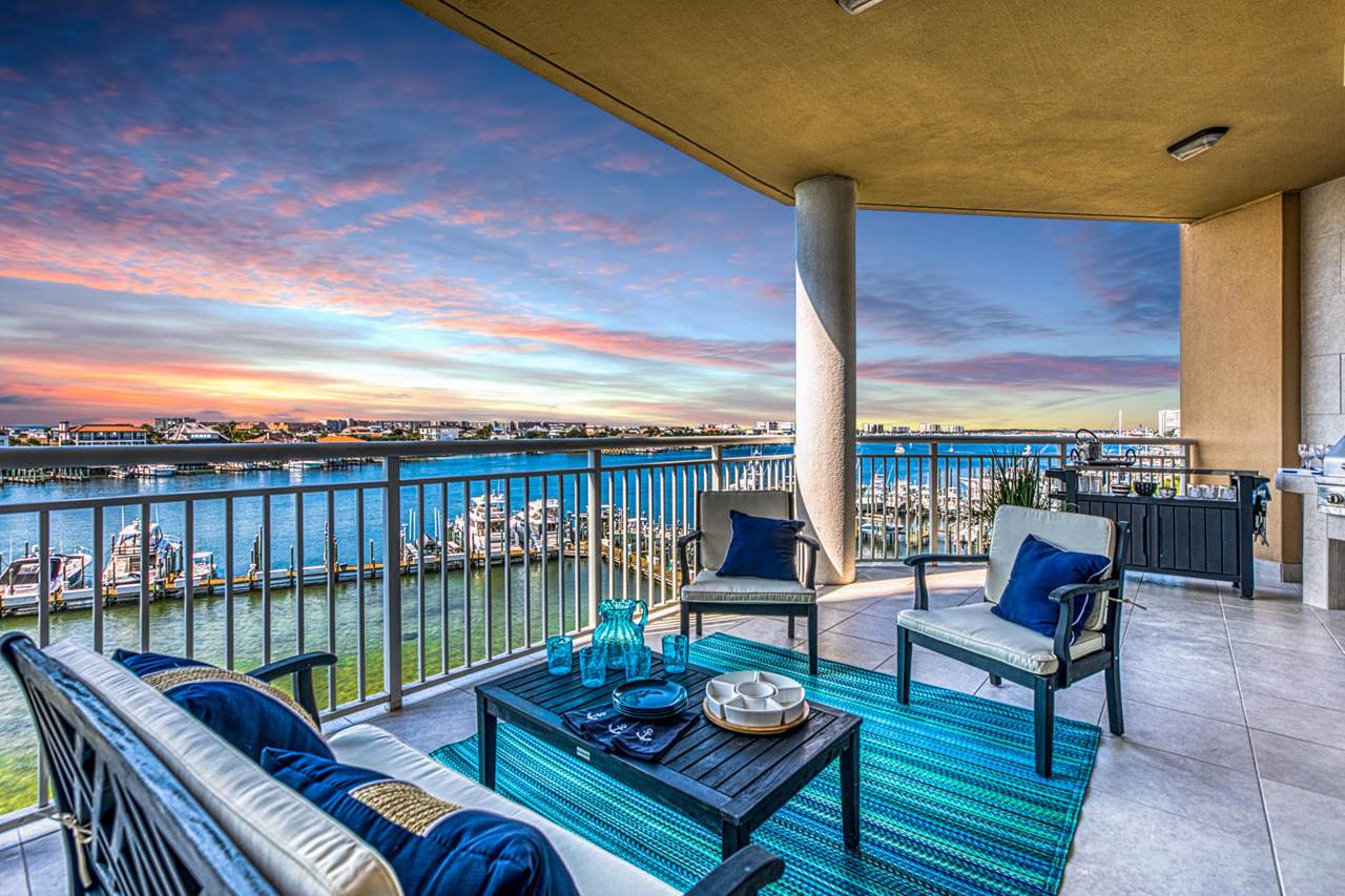 662 Harbor Boulevard - Photo 1