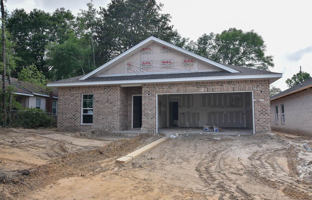 210 Niceville Avenue - Photo 1