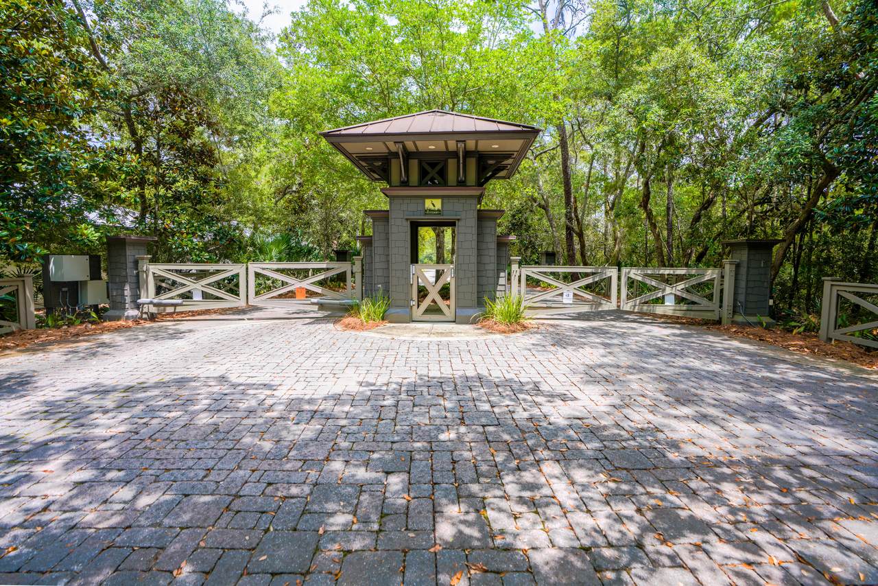 25 Nicole Forest Drive - Photo 1 25 Nicole Forest Drive - Photo 1
