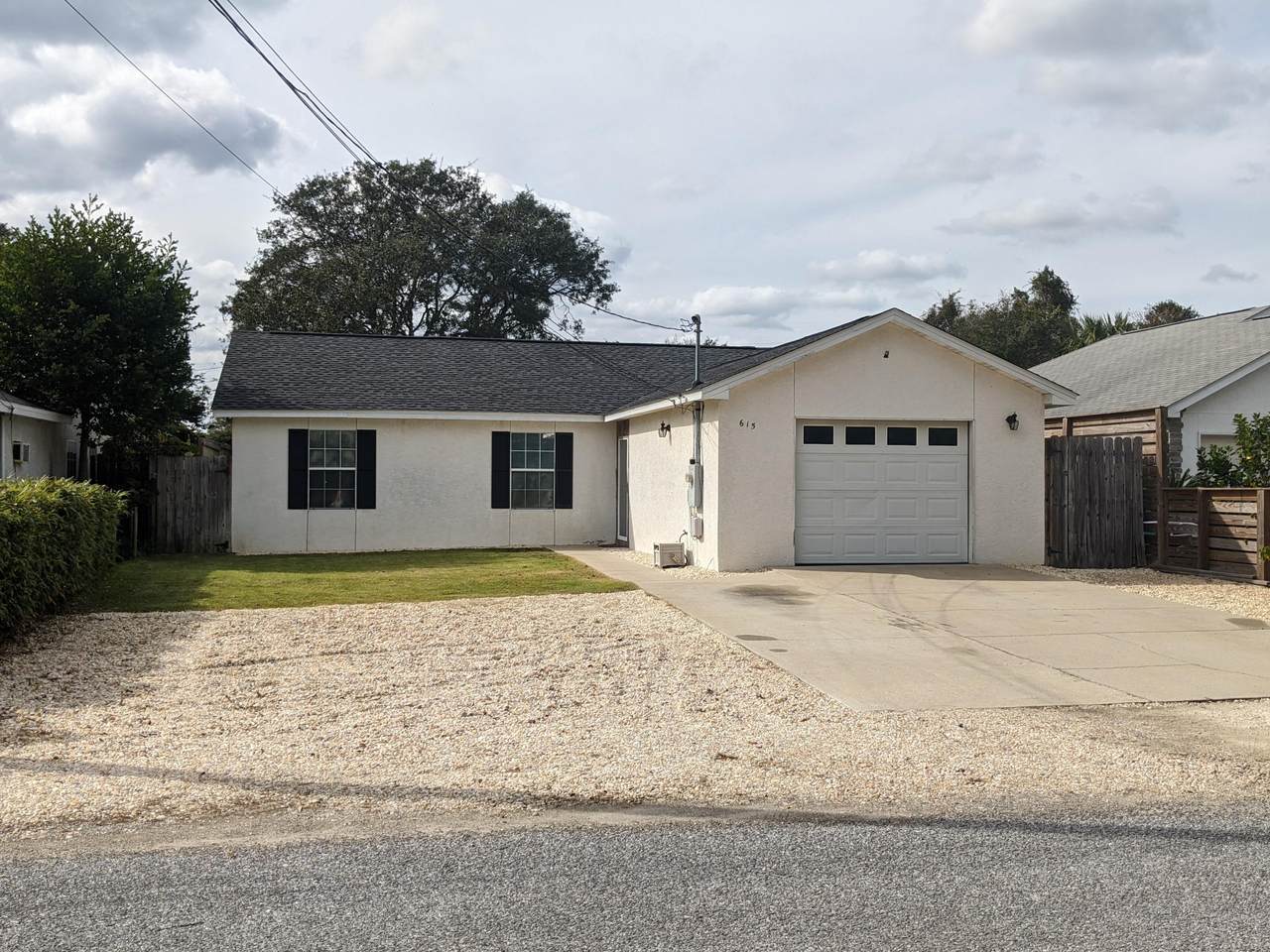 615 Palm Beach Drive - Photo 1