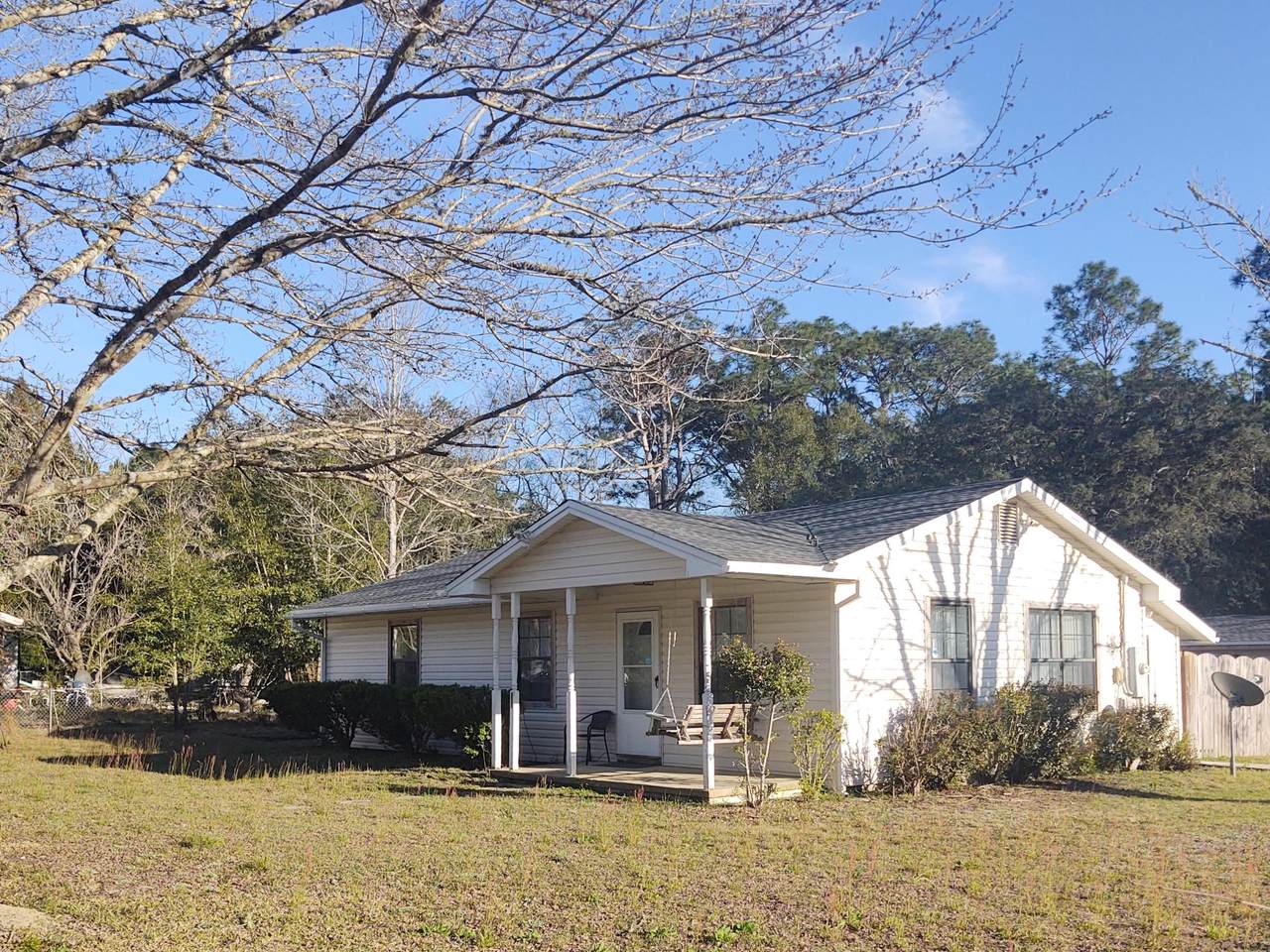 209 Pine Street - Photo 1