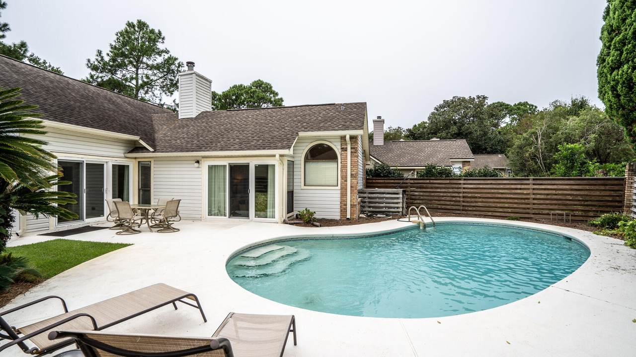 1242 Deerwood Drive - Photo 1