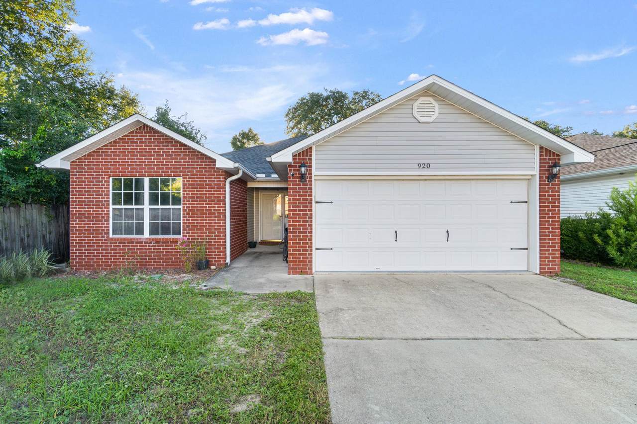 920 Lauderhill Lane - Photo 1