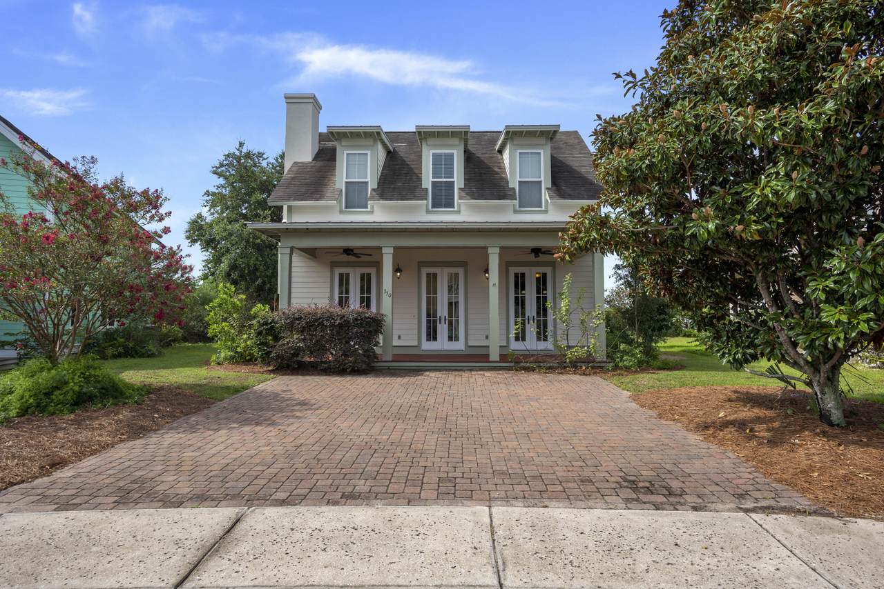 350 Madison Circle - Photo 1