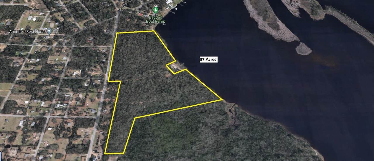4400 Garcon Point Road - Photo 1