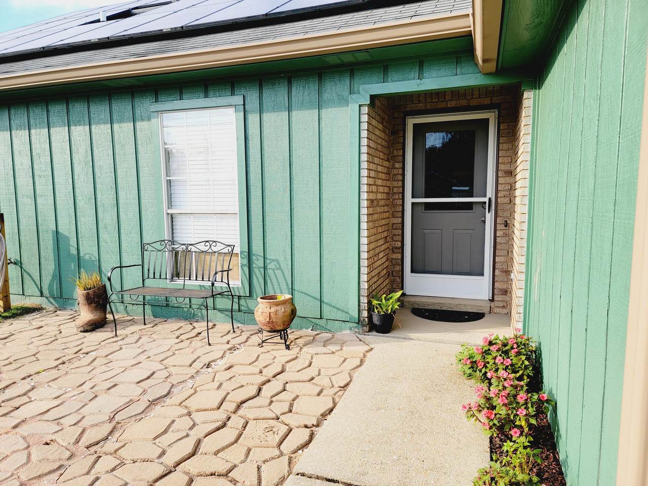2830 Old Mill Way - Photo 1